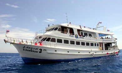 M/V charter for Similan Island scuba diving day trip 3 days 2 nights