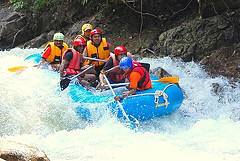 Phuket Package Tour Adventure with rafting on the fresh water river in Song Preak